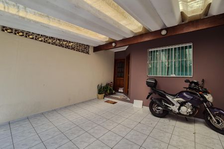 Casa à venda com 170m², 3 quartos e 2 vagasGaragem