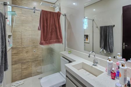 Casa à venda com 170m², 3 quartos e 2 vagasBanheiro da Suíte