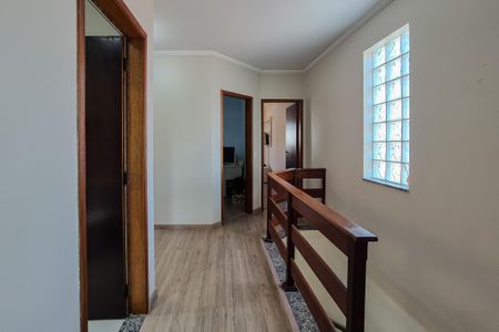 Casa à venda com 170m², 3 quartos e 2 vagascorredor