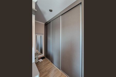 Casa à venda com 170m², 3 quartos e 2 vagasSuíte