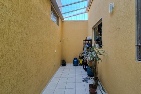 Casa à venda com 170m², 3 quartos e 2 vagasQuintal