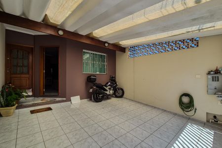 Casa à venda com 170m², 3 quartos e 2 vagasGaragem