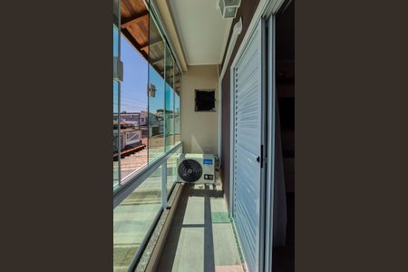 Casa à venda com 170m², 3 quartos e 2 vagasvaranda da Suíte