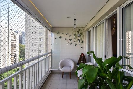 Varanda de apartamento à venda com 4 quartos, 118m² em Vila Sonia, São Paulo
