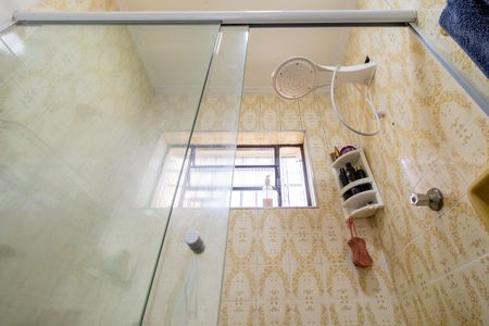 Casa à venda com 90m², 3 quartos e 2 vagasBanheiro