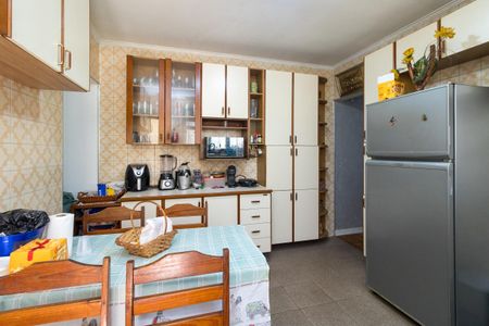 Casa à venda com 90m², 3 quartos e 2 vagasCozinha