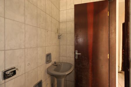 Casa para alugar com 55m², 1 quarto e sem vagaBanheiro
