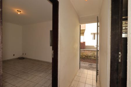 Casa para alugar com 55m², 1 quarto e sem vagaCorredor