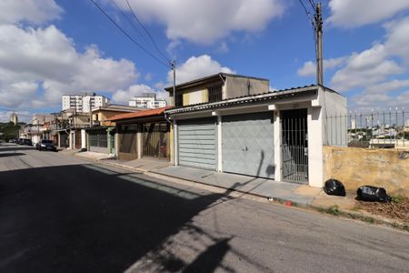 Casa para alugar com 55m², 1 quarto e sem vagaFachada