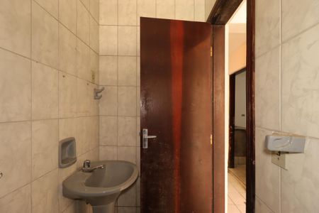 Casa para alugar com 55m², 1 quarto e sem vagaBanheiro