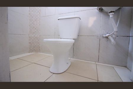 Apartamento para alugar com 28m², 1 quarto e sem vaga Apartamento para alugar com 28m², 1 quarto e sem vagaBanheiro