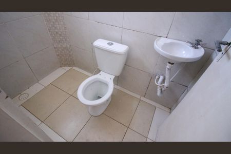 Apartamento para alugar com 28m², 1 quarto e sem vaga Apartamento para alugar com 28m², 1 quarto e sem vagaBanheiro