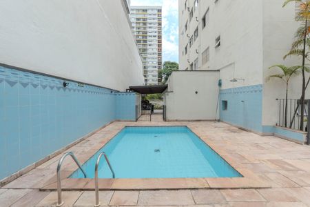 Apartamento à venda com 40m², 1 quarto e 1 vagaÁrea comum - Piscina