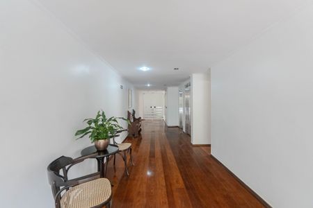 Apartamento à venda com 40m², 1 quarto e 1 vagaHall de entrada