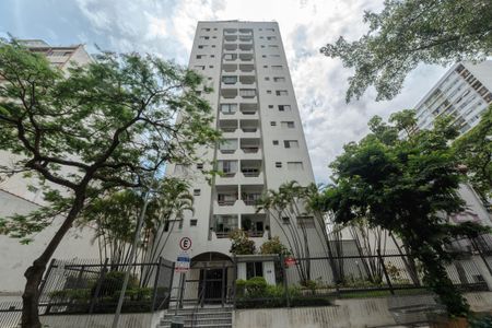 Apartamento à venda com 40m², 1 quarto e 1 vagaFachada