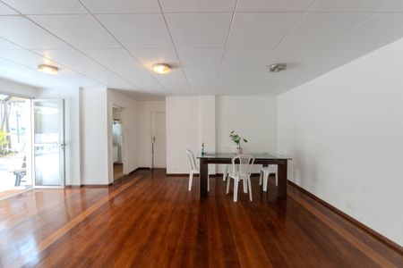 Apartamento à venda com 40m², 1 quarto e 1 vagaÁrea comum - Salão de festas
