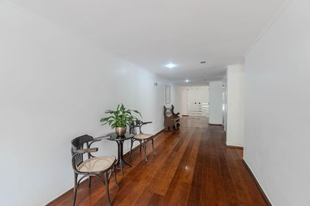 Apartamento à venda com 40m², 1 quarto e 1 vagaHall de entrada