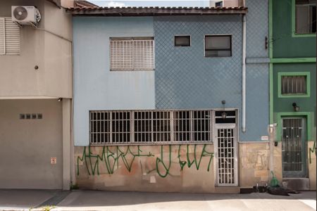 Casa para alugar com 320m², 2 quartos e sem vagaFachada (Fundos)