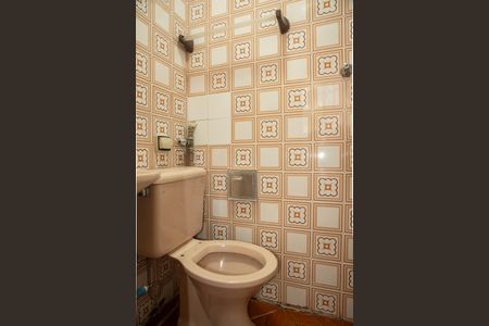 Casa para alugar com 320m², 2 quartos e sem vagaBanheiro de Serviço