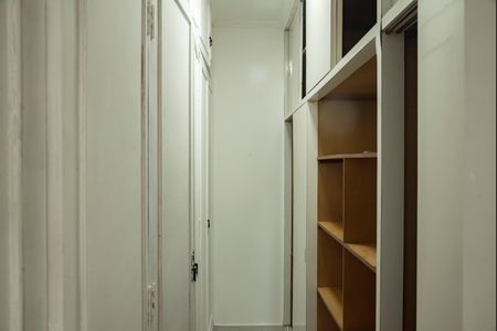 Casa para alugar com 320m², 2 quartos e sem vagaQuarto - Closet