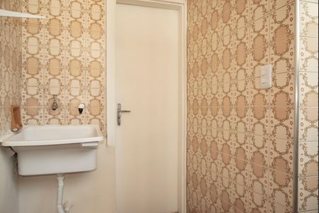 Casa para alugar com 320m², 2 quartos e sem vagaÁrea de Serviço