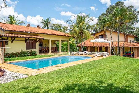 Casa para alugar com 2000m², 4 quartos e sem vagaÁrea Comum-Vista geral