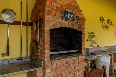 Casa para alugar com 2000m², 4 quartos e sem vagaÁrea Comum- Espaço para Churrasco