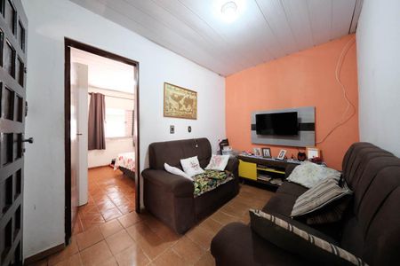 Sala de casa para alugar com 2 quartos, 104m² em Parque Boturussu, São Paulo