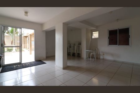 Apartamento para alugar com 52m², 2 quartos e 1 vaga Apartamento para alugar com 52m², 2 quartos e 1 vagaÁrea comum - Salão de festas