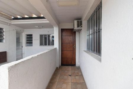 Casa à venda com 100m², 2 quartos e 1 vagaHall de entrada