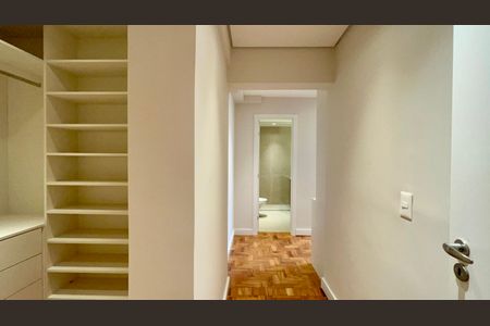 Apartamento à venda com 212m², 3 quartos e 1 vagaSuíte 3