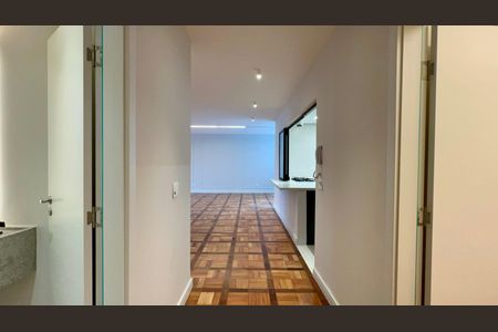 Apartamento à venda com 212m², 3 quartos e 1 vagaEntrada