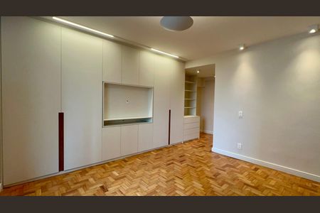 Apartamento à venda com 212m², 3 quartos e 1 vagaSuíte 3