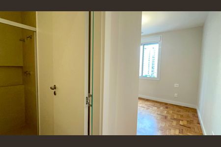 Apartamento à venda com 212m², 3 quartos e 1 vagaSuíte 2