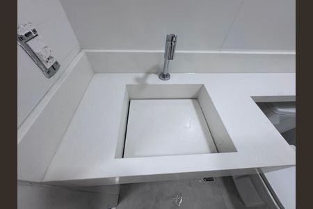 Apartamento para alugar com 48m², 2 quartos e sem vaga Apartamento para alugar com 48m², 2 quartos e sem vagaBanheiro Social