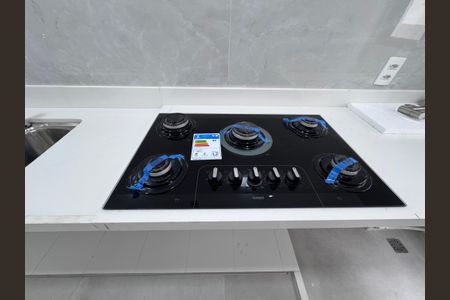 Apartamento para alugar com 48m², 2 quartos e sem vaga Apartamento para alugar com 48m², 2 quartos e sem vagaCozinha e Área de Serviço