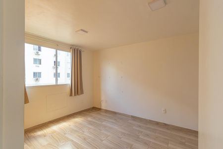 Sala de apartamento à venda com 2 quartos, 42m² em Mato Grande, Canoas