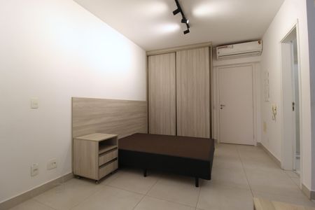 Studio à venda com 37m², 1 quarto e 1 vagaSala/Quarto