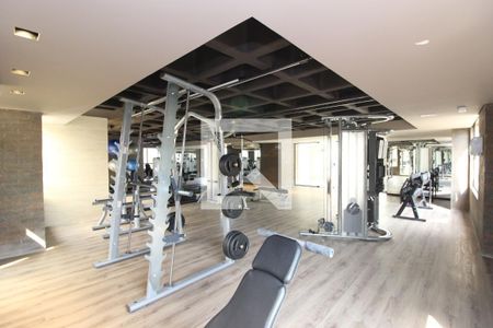 Apartamento à venda com 341m², 4 quartos e 5 vagas Apartamento à venda com 341m², 4 quartos e 5 vagasÁrea comum - Academia