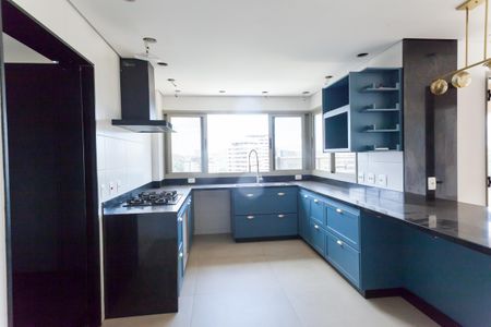 Apartamento à venda com 341m², 4 quartos e 5 vagas Apartamento à venda com 341m², 4 quartos e 5 vagasCozinha