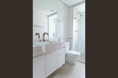 Apartamento à venda com 341m², 4 quartos e 5 vagas Apartamento à venda com 341m², 4 quartos e 5 vagasbanheiro suite 2