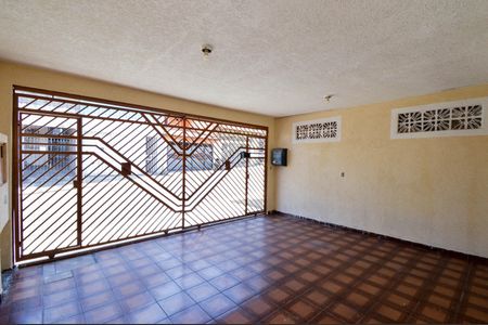 Casa para alugar com 197m², 3 quartos e 2 vagasGaragem