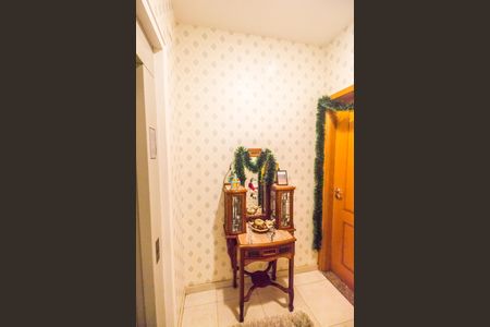 Apartamento à venda com 113m², 2 quartos e 2 vagas Apartamento à venda com 113m², 2 quartos e 2 vagasEntrada