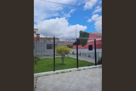 Casa à venda com 75m², 3 quartos e 1 vaga Casa à venda com 75m², 3 quartos e 1 vagaFachada