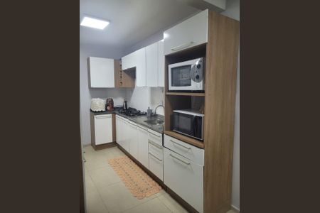 Casa à venda com 75m², 3 quartos e 1 vaga Casa à venda com 75m², 3 quartos e 1 vagaCozinha