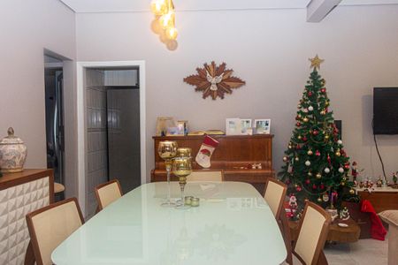 Sala de casa à venda com 2 quartos, 400m² em Vila Campo Grande, São Paulo