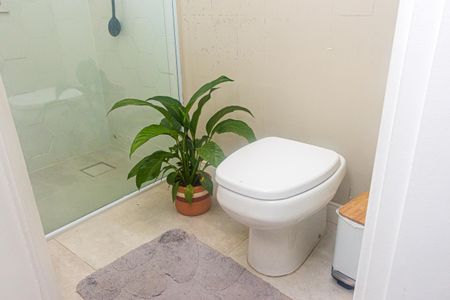 Casa à venda com 400m², 2 quartos e 3 vagasBanheiro