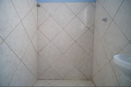 Casa para alugar com 300m², 2 quartos e 4 vagasBanheiro 1