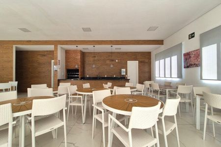 Apartamento à venda com 98m², 2 quartos e 2 vagas Apartamento à venda com 98m², 2 quartos e 2 vagasÁrea comum - Salão de festas