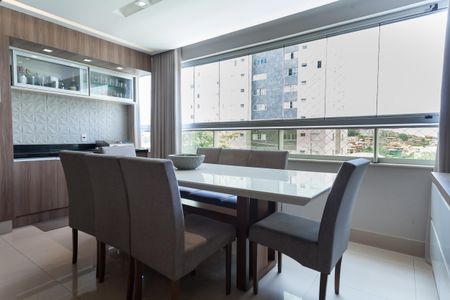 Sala de Jantar de apartamento à venda com 4 quartos, 108m² em Buritis, Belo Horizonte